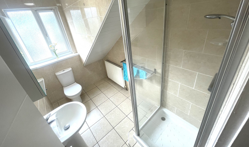 Shower Room at 373A Ecclesall Road